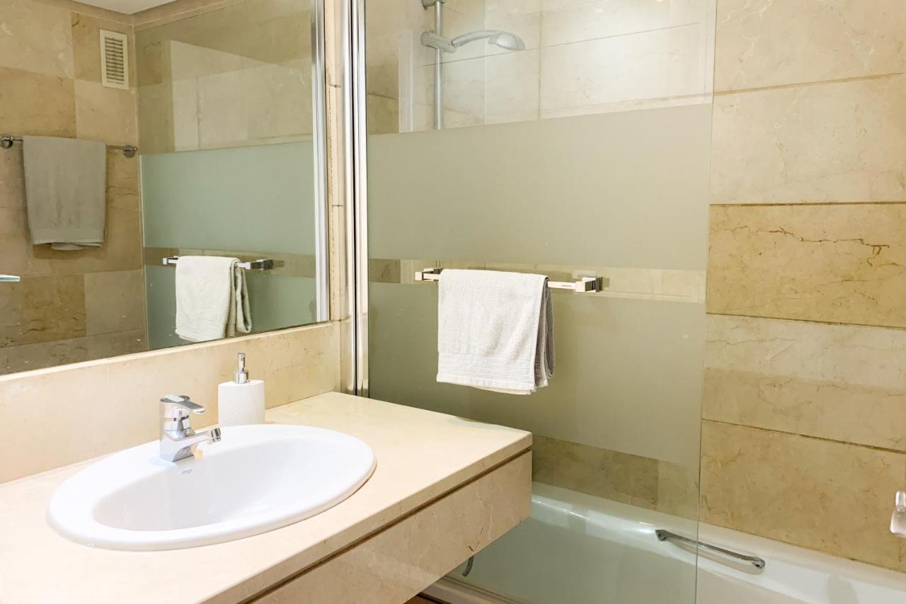 3 Room Lux Apt Puerto Banus-Terrace 5 Min To Beach มาร์เบยา ภายนอก รูปภาพ
