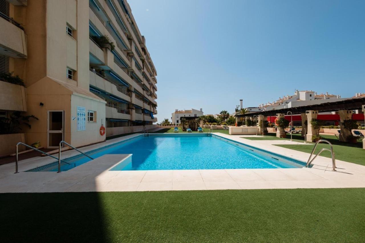 3 Room Lux Apt Puerto Banus-Terrace 5 Min To Beach มาร์เบยา ภายนอก รูปภาพ